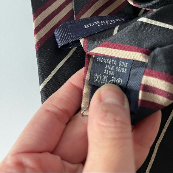 Burberry Silk Tie Black - Picture 5 of 5